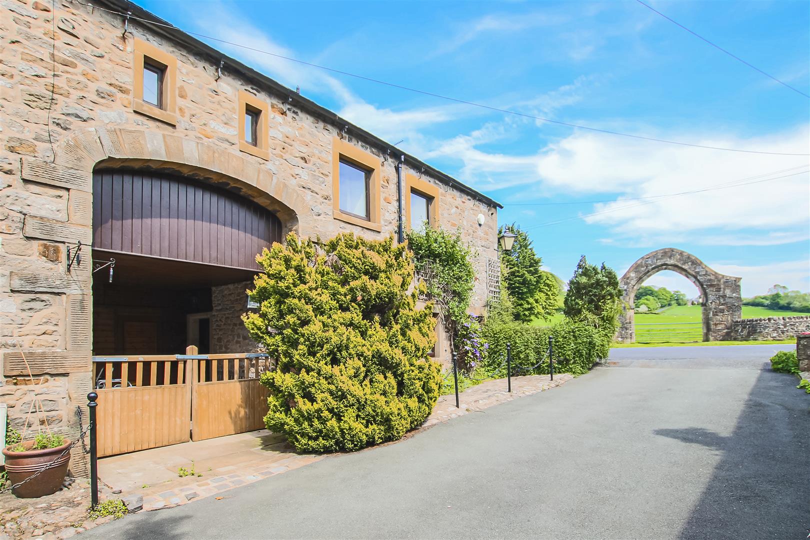 3 Bed Barn Conversion For Sale - Main Image